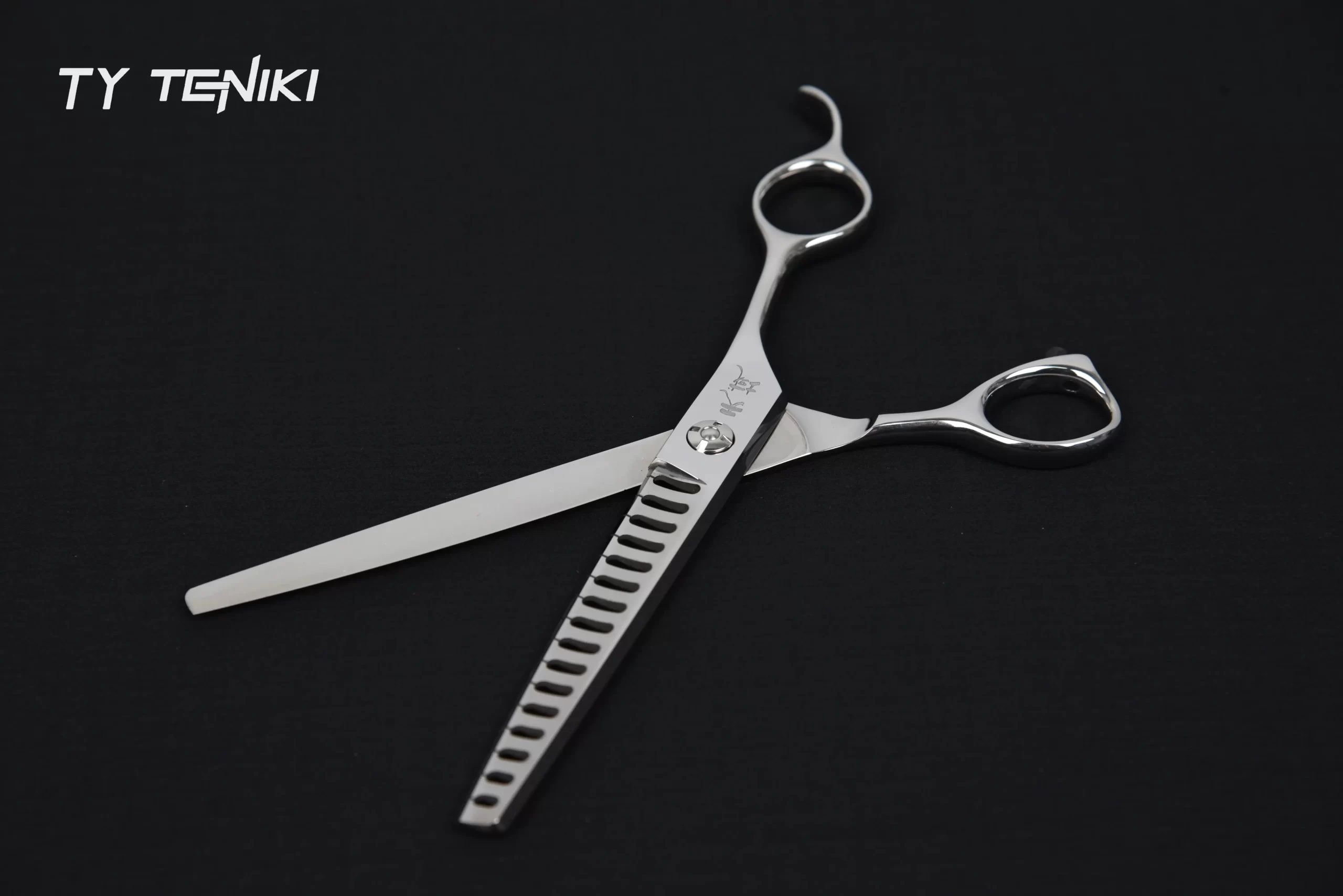 TS-70 Professional Straight Fishbone Grooming Scissors – VG10 - Image 4