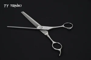CT-65 Invisible 64-Tooth VG10 Thinning Shear | 45% Removal Seamless