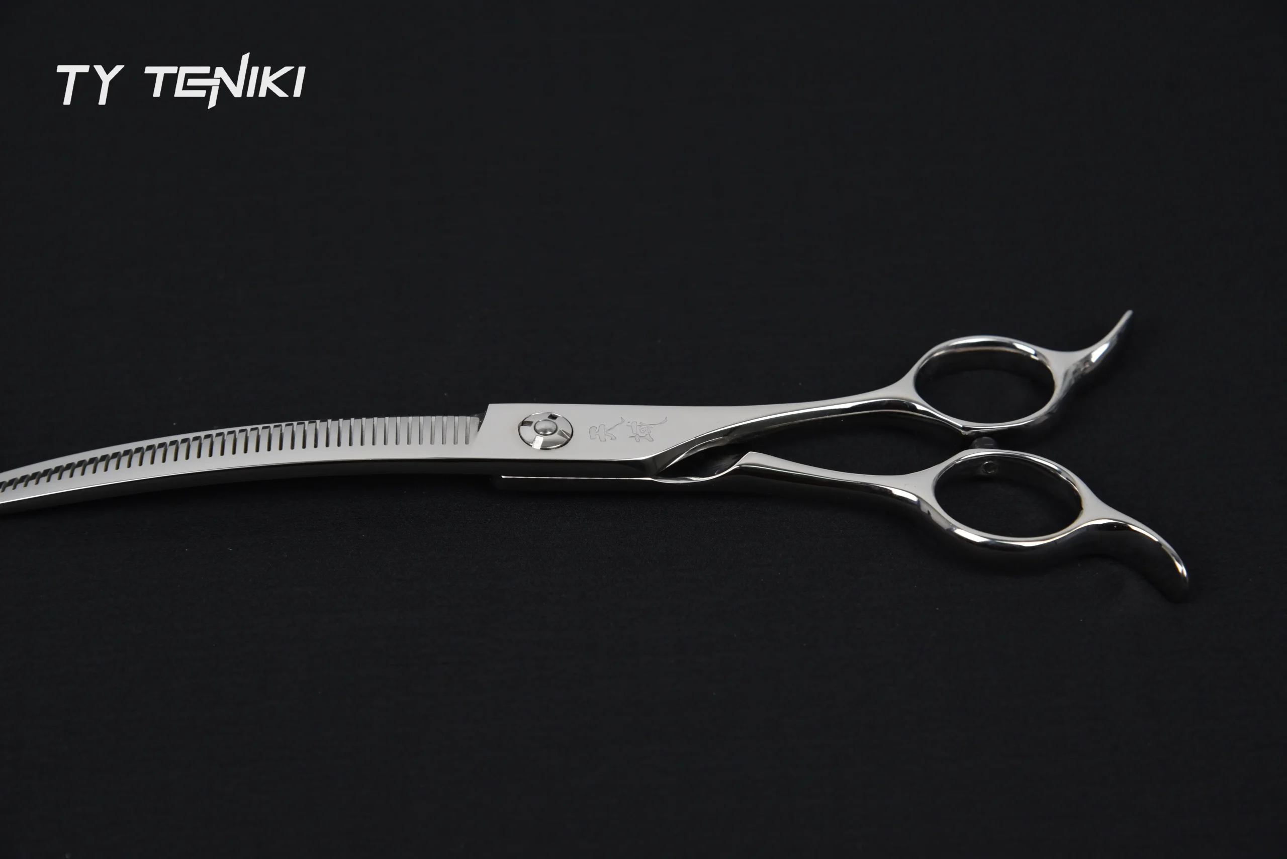 CT-65C Curved VG10 Thinning Scissor 6.5" | 55% Removal Contour Blender - Image 2
