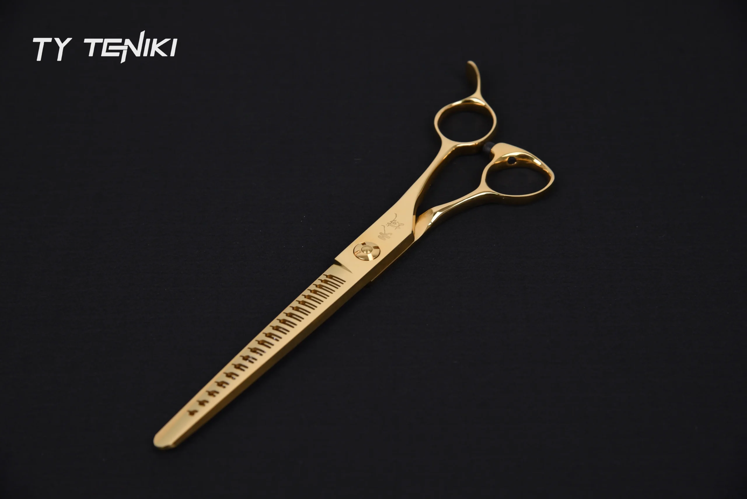 MT-70F Gold Luxury 24K Gold-Plated VG10 Natural Scissor | Anti-Static Pro - Image 4