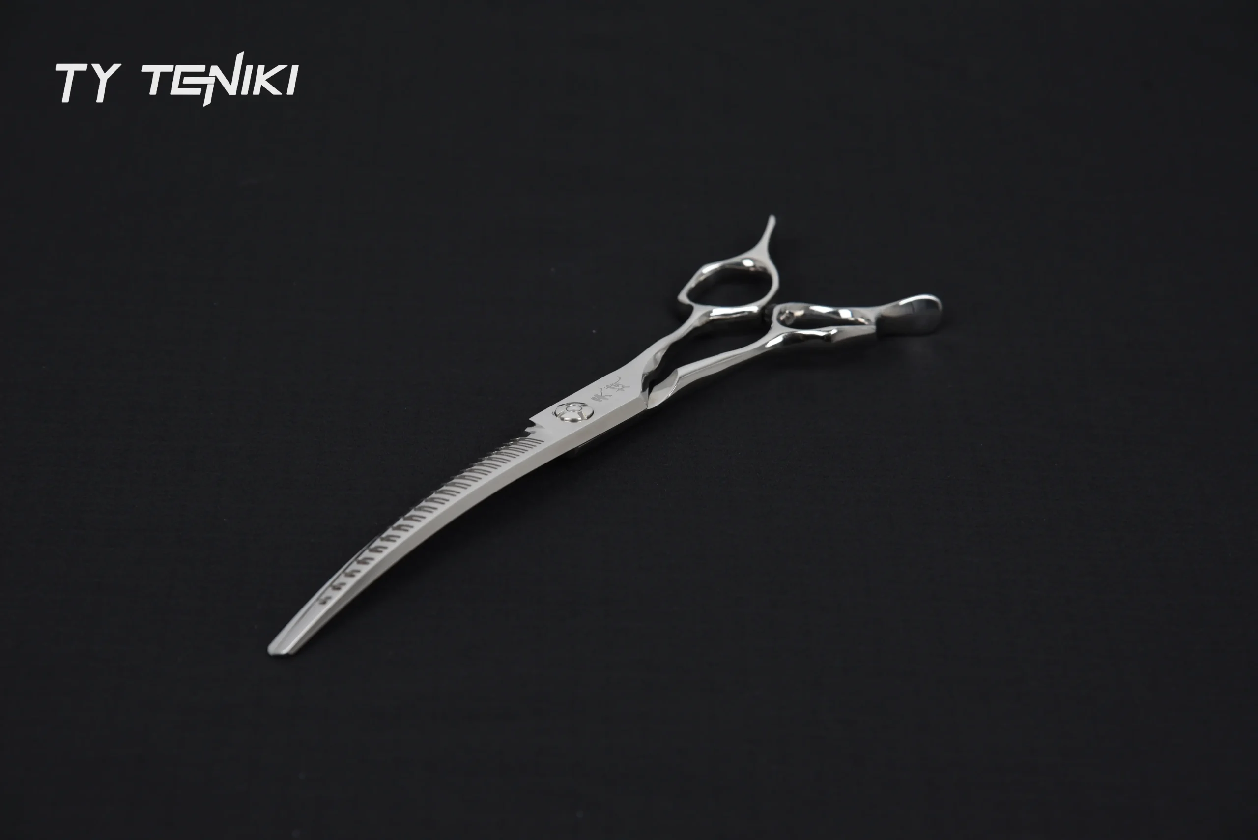 MT-70FC Precision Curved 7" VG10 Natural Scissor | Asian Fusion Pinnacle - Image 4